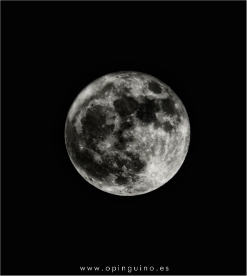 fotografia de la luna